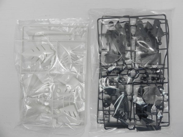 【中古】【未組立】1/100 MG AMX-004 キュベレイ 「機動戦士Zガンダム」 [5063508]＜プラモデル＞（代引き不可）6587