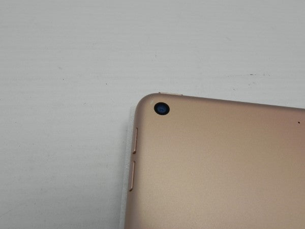 【中古】【本体のみ】Apple iPad mini5 第5世代 Wi-Fiモデル 256GB＜タブレットPC＞（代引き不可）6587