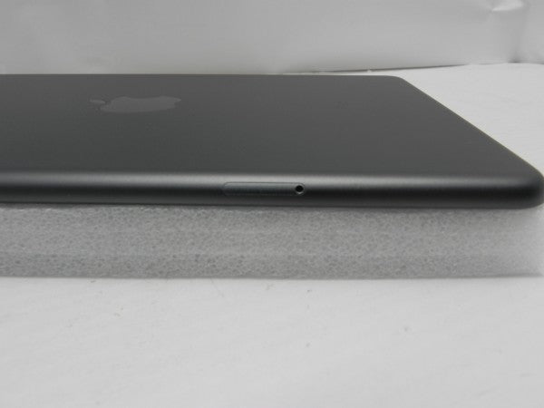 【中古】【本体のみ】Apple iPad mini5 第5世代 Wi-Fi+Cellularモデル 64GB＜タブレットPC＞（代引き不可）6587