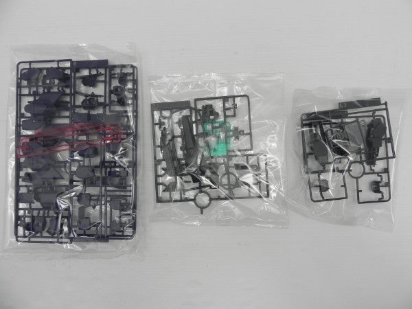 【中古】【未組立】1/100 MG RX-121-2A ガンダムTR-1 アドバンスド・ヘイズル「ADVANCE OF Z 〜ティターンズの旗のもとに〜」＜プラモデル＞（代引き不可）6587