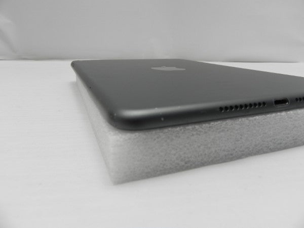 【中古】【本体のみ】Apple iPad mini5 第5世代 Wi-Fi+Cellularモデル 64GB＜タブレットPC＞（代引き不可）6587