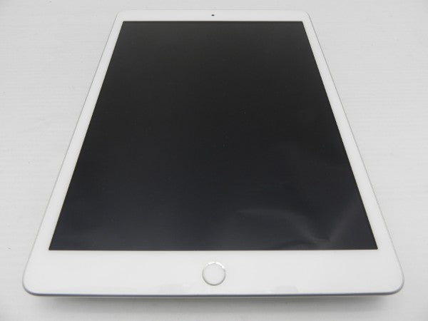 【中古】【本体のみ】Apple iPad 第8世代 Wi-Fiモデル 128GB＜タブレットPC＞（代引き不可）6587