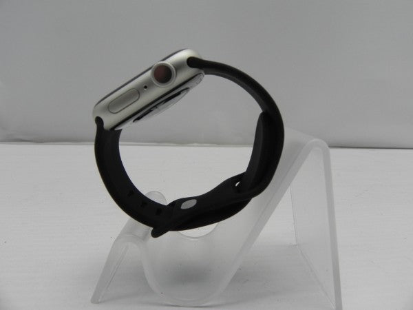 【中古】【簡易動作確認済】Apple Watch Series8 41mm GPSモデル 32GB＜スマートウォッチ＞（代引き不可）6587