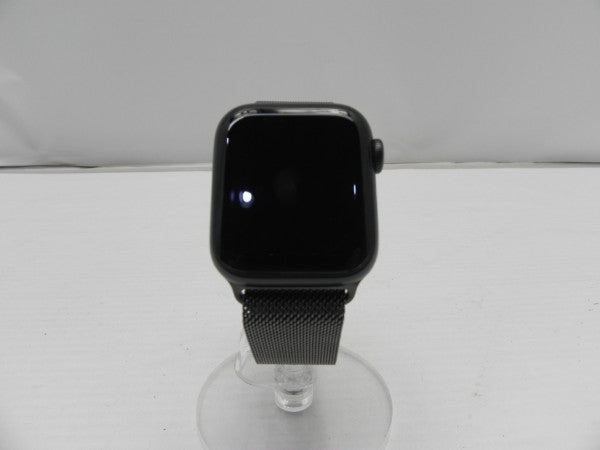 【中古】【簡易動作確認済】Apple Watch Series SE 40mm GPSモデル 32GB＜スマートウォッチ＞（代引き不可）6587