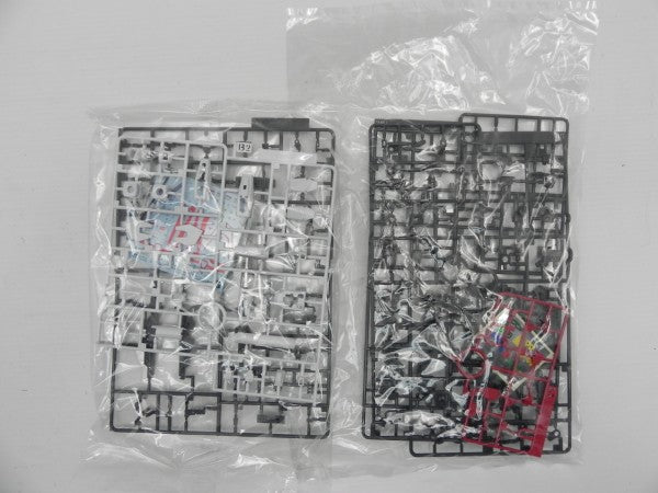 【中古】【未組立】1/100 MG F90IIIY クラスターガンダム 「機動戦士ガンダムF90」 プレミアムバンダイ限定＜プラモデル＞（代引き不可）6587