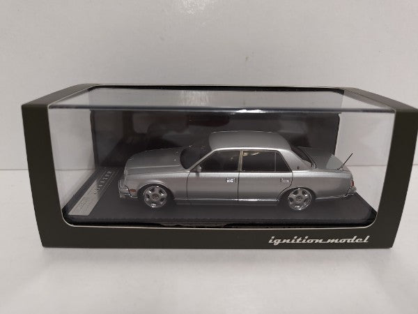 【中古】【開封品】1/43 Toyota Century トヨタ　センチュリー (GZG50) Silver＜コレクターズアイテム＞（代引き不可）6597