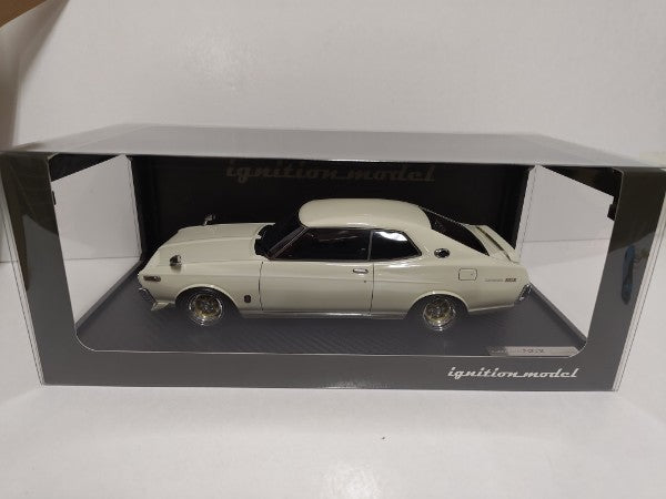 【中古】【開封済】1/18 Nissan Laurel 2000SGX C130(ホワイト) [IG0621]＜コレクターズアイテム＞（代引き不可）6597