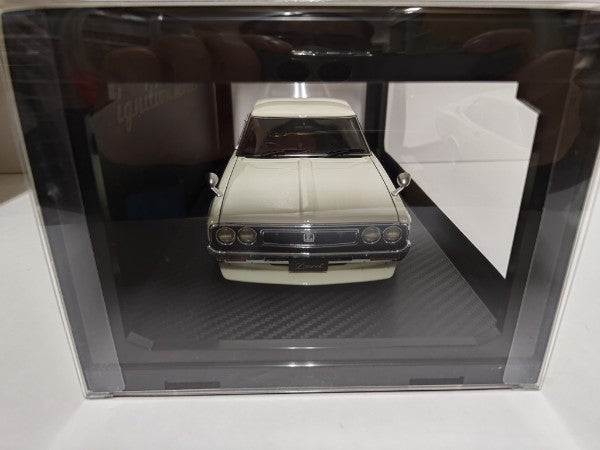 【中古】【開封済】1/18 Nissan Laurel 2000SGX C130(ホワイト) [IG0621]＜コレクターズアイテム＞（代引き不可）6597