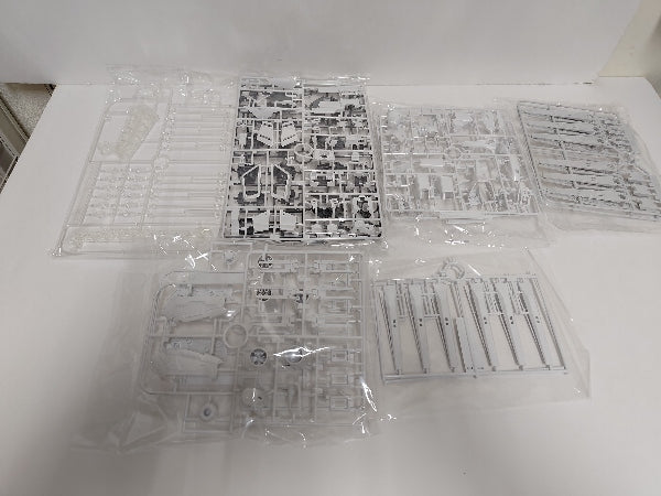 【中古】【未組立】1/100 MG RX-93-ν2 Hi-νガンダム Ver.Ka 「機動戦士ガンダム 逆襲のシャア ベルトーチカ・チルドレン」＜プラモデル＞（代引き不可）6597