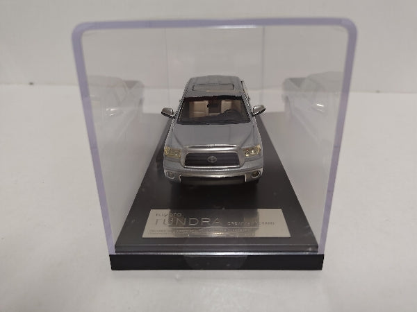 【中古】【開封品】1/43 Toyota TUNDRA CREWMAX 2008(シルバースカイメタリック) [HS095SL]＜コレクターズアイテム＞（代引き不可）6597