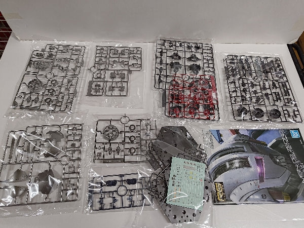 【中古】【未組立】1/144 RG MSN-02 ジオング[スペシャルコーティング] 「機動戦士ガンダム」 ガンダムベース限定 [5067195]＜プラモデル＞（代引き不可）6597