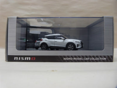 【中古】【開封品】1/43 NISSAN GT-R NISMO ブリリアントホワイトパール ミニカー＜コレクターズアイテム＞（代引き不...