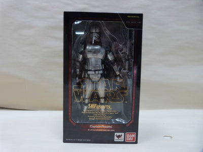 【中古】【開封品】S.H.Figuarts スターウォーズ キャプテン・ファズマ THE LAST JEDI フィギュア＜フィギュア＞...