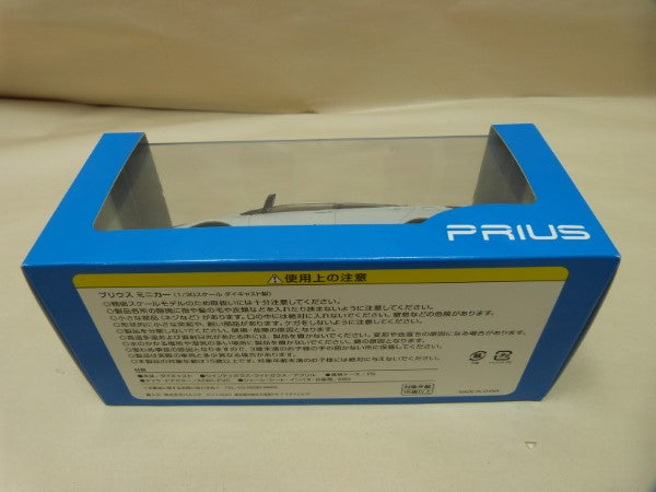 【中古】【未開封】1/30 TOYOTA PRIUS 070 ホワイトパール クリスタルシャイン カラーサンプル ミニカー＜コレクターズアイテム＞（代引き不可）6600