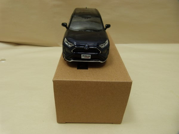 【中古】【開封品】1/30 店頭展示用色見本ミニカー RAV4 PHV 2RA アティチュードブラックマイカ ダークブルーマイカ＜コレクターズアイテム＞（代引き不可）6600