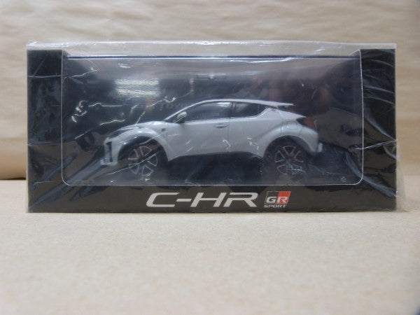 【中古】【未開封】1/30 C-HR GR SPORT 070 ホワイトパール クリスタルシャイン ミニカー＜コレクターズアイテム＞（代引き不可）6600