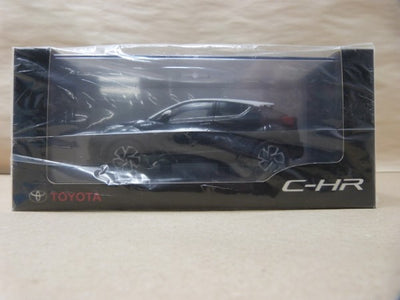 【中古】【未開封】1/30 TOYOTA C-HR 2ND ホワイト ブラックマイカ ミニカー＜コレクターズアイテム＞（代引き不可）6600