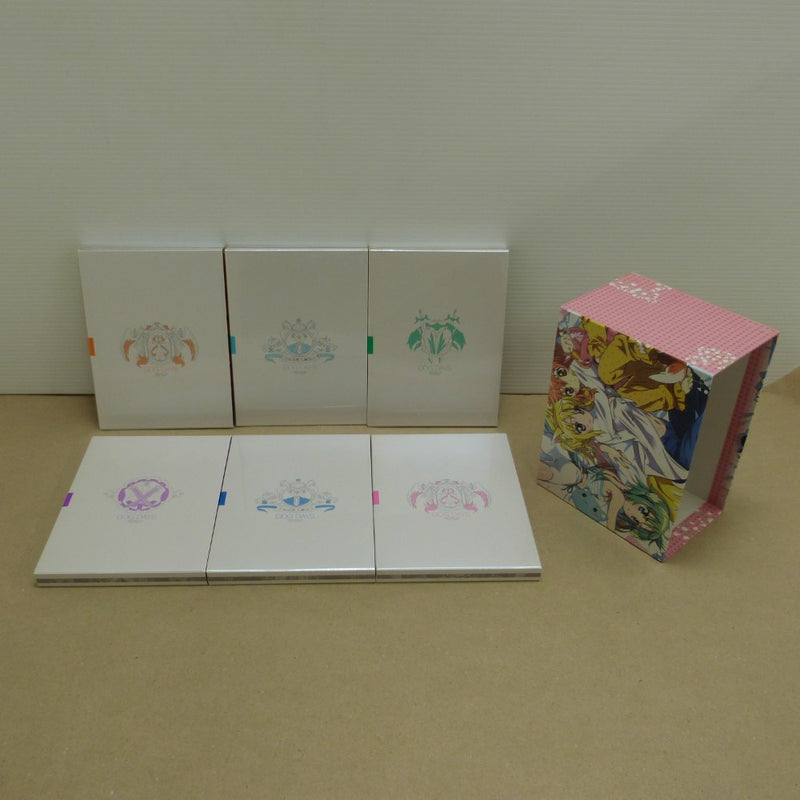 【中古】【開封品】アニメBlu-ray DOG DAYS 全6巻セット販売品 各種完全生産限定版＜Blu-ray＞（代引き不可）6600