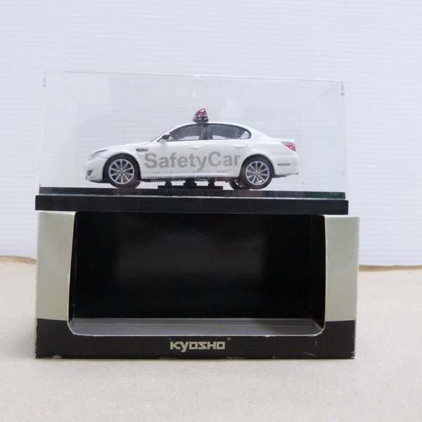 【中古】【開封品】1/43 BMW M5 E60 MOTO GP Safety Car 2005(ホワイト) ミニカー＜コレクターズアイテム＞（代引き不可）6600