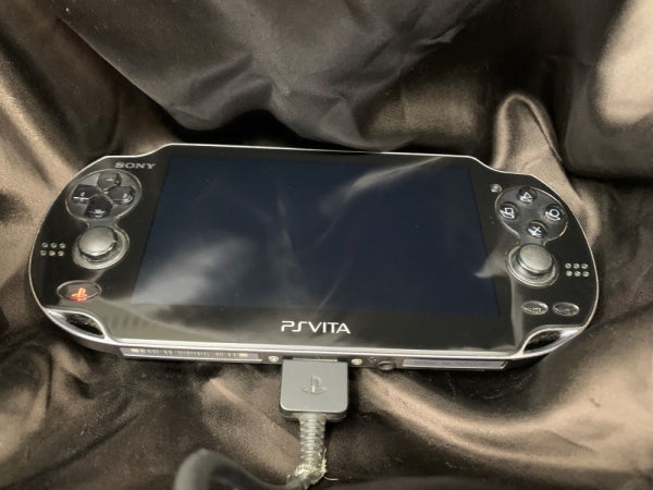 【中古】【中古品】PSVITAハード　PSVita本体 討鬼伝 鬼柄(おにがら)＜おもちゃ＞（代引き不可）6603