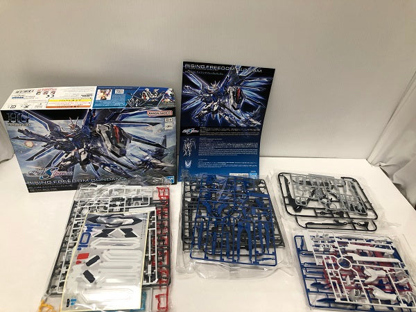 【中古】【未組立】【セット】ＨＧ ライジングフリーダムガンダム／イモータルジャスティスガンダム／ブラックナイトスコードルドラ（グリフィン・アルバレスト専用機）／ギャンシュトローム（アグネス・ギーベンラート専用機）＜プラモデル＞（代引き不可）6605