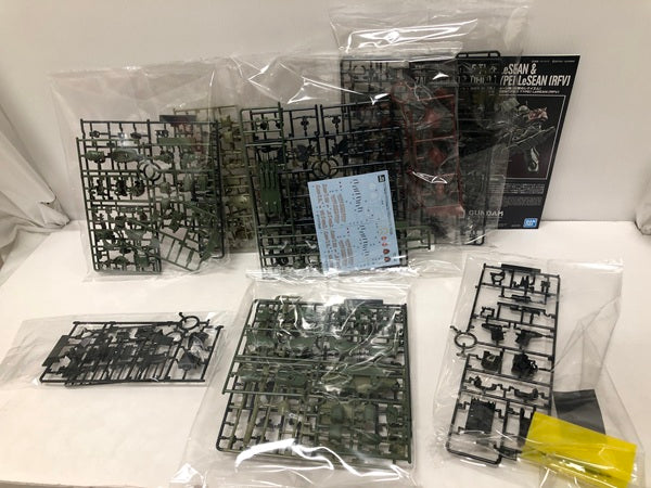 【中古】【未組立】ルショーン機 ＆ 無識別型ザクII ルショーン機「機動戦士ガンダム 復讐のレクイエム」＜プラモデル＞（代引き不可）6605