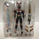 【中古】【開封品・変色有】S.H.Figuarts 仮面ライダーカブト ハイパーフォーム 「仮面ライダーカブト」＜フィギュア＞（代引き不可）6605